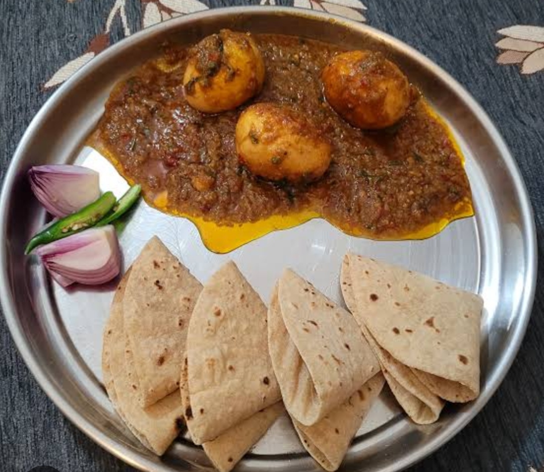 Egg Curry Thali