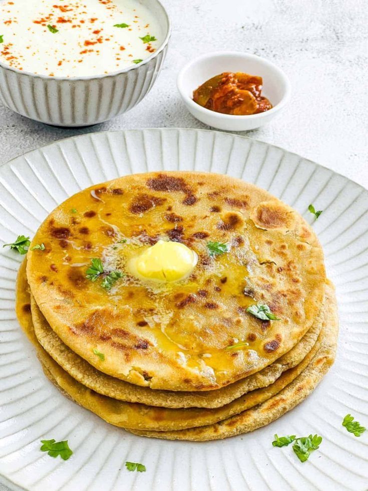 Aloo Paranthe & Curd (Lunch)