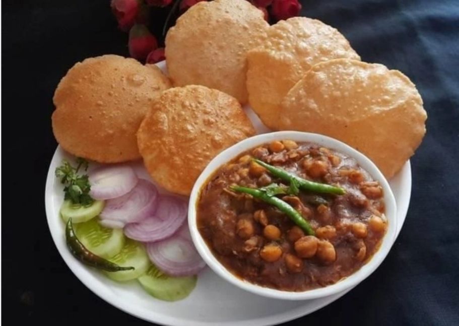 Puri chhole with pickle and homemade green chut