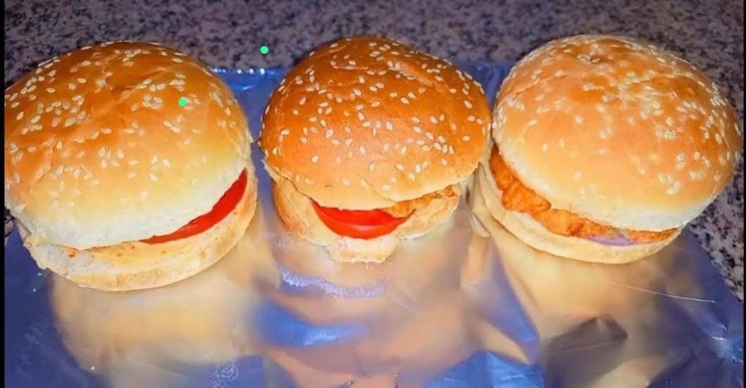 Crispy veg aloo tikki burger