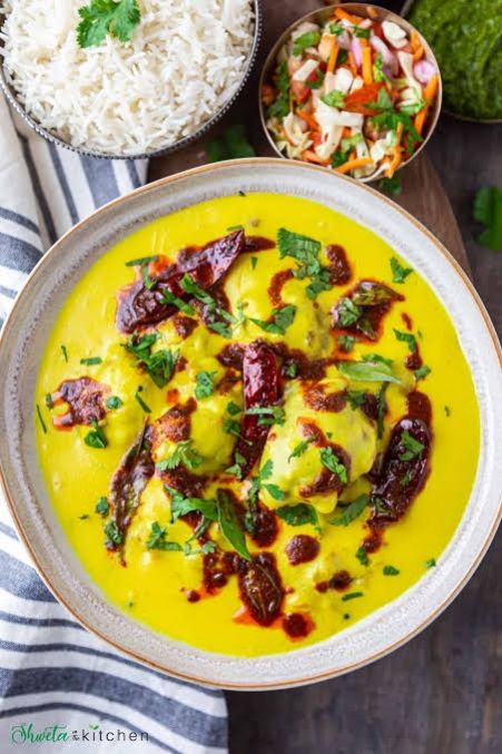 Punjabi Kadhi Pakoda