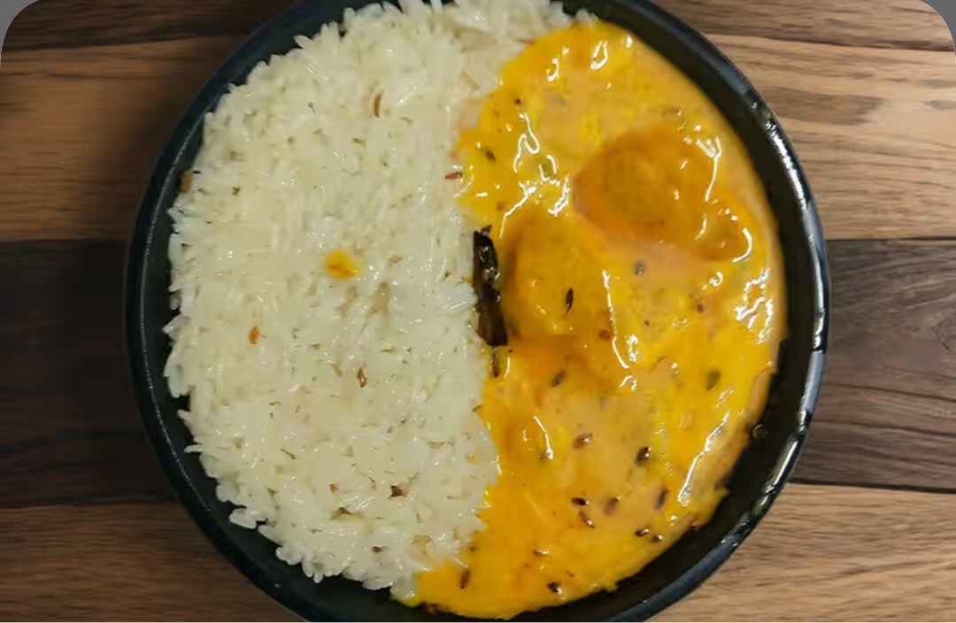 Kadhi Pakoda with Rice