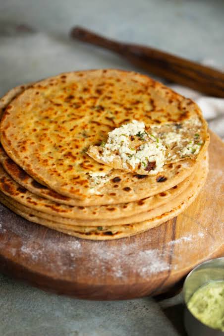 Paneer paratha