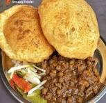Bhature cholle