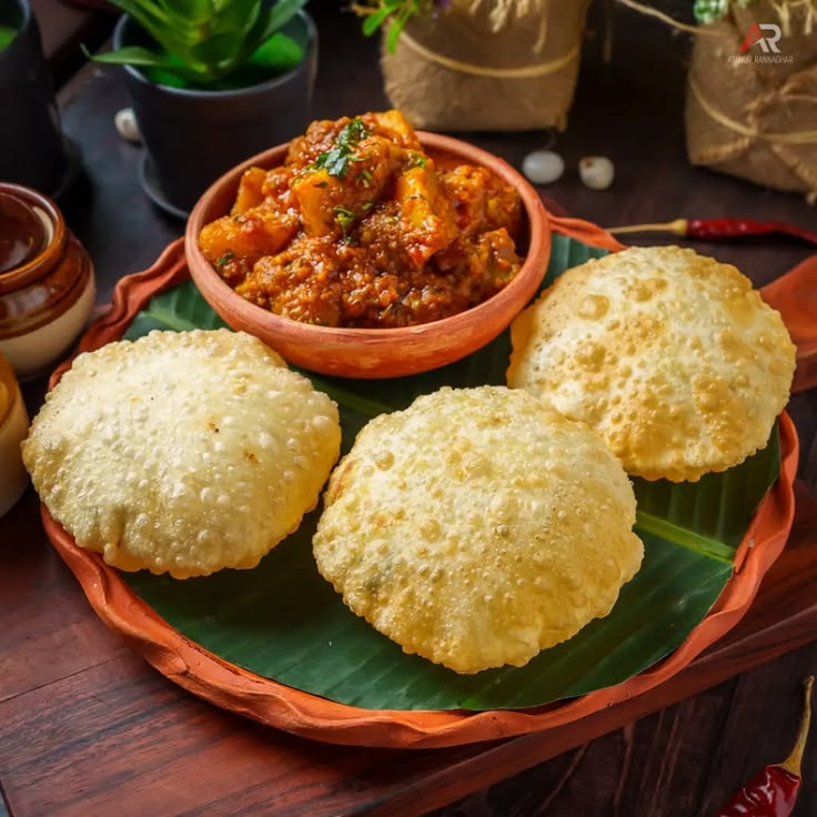 Aloo ki Sabzi with Pori